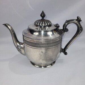 Thomas Wilkinson & Sons Silver Plated Tea Pot Vintage Marked T W & Co EP 1542